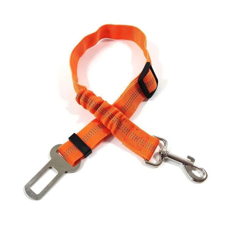 “Cinturón de seguridad para mascotas de alta calidad – cinturón ajustable con línea reflectante para perros y gatos, compatible con cualquier collar o arnés.”